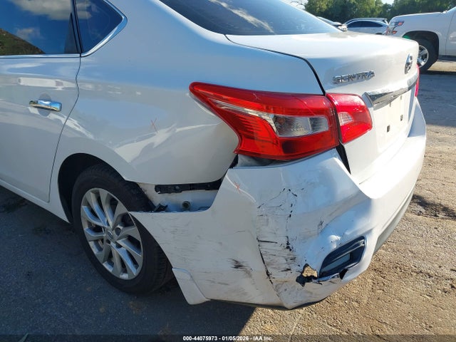 3N1AB7AP9HY402512 Nissan SENTRA SV