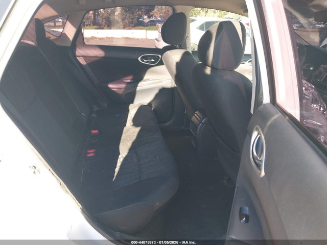 3N1AB7AP9HY402512 Nissan SENTRA SV