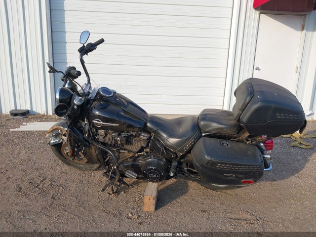 1HD1YBK19JC017120 Harley-Davidson Flhcs Heritage Classic 114