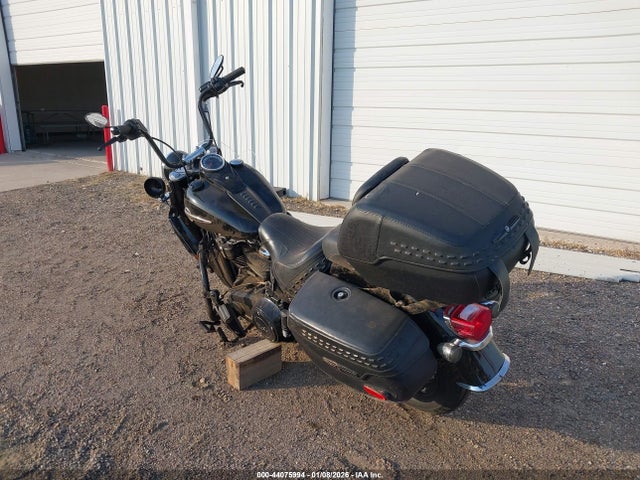 2018 HARLEY-DAVIDSON FLHCS 1HD1YBK19JC017120 Photo 3