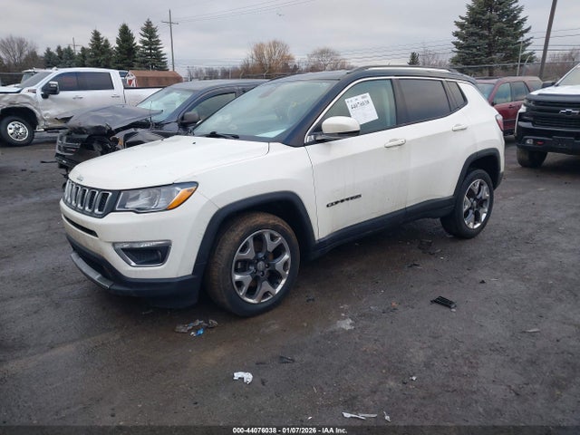 2018 JEEP COMPASS 3C4NJDCB4JT267282 Photo 1