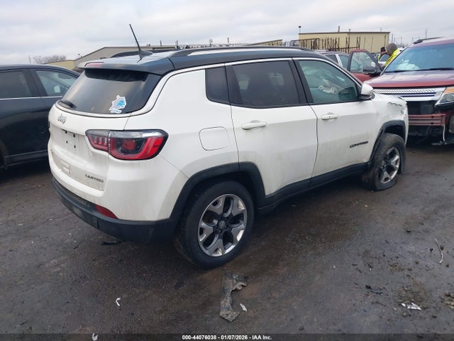 2018 JEEP COMPASS 3C4NJDCB4JT267282 Photo 3