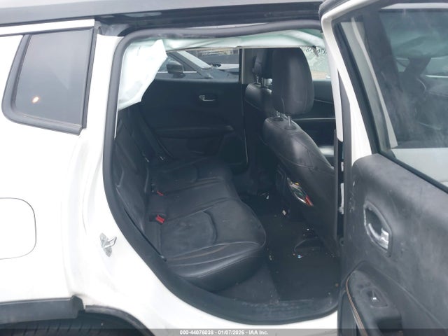 2018 JEEP COMPASS 3C4NJDCB4JT267282 Photo 7