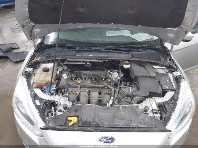 Ford FOCUS SE 2018 1FADP3F2XJL295346 Image 10