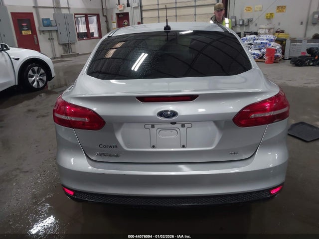 Ford FOCUS SE 2018 1FADP3F2XJL295346 Image 16