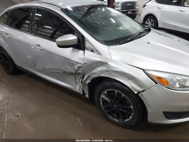 Ford FOCUS SE 2018 1FADP3F2XJL295346 Image 6