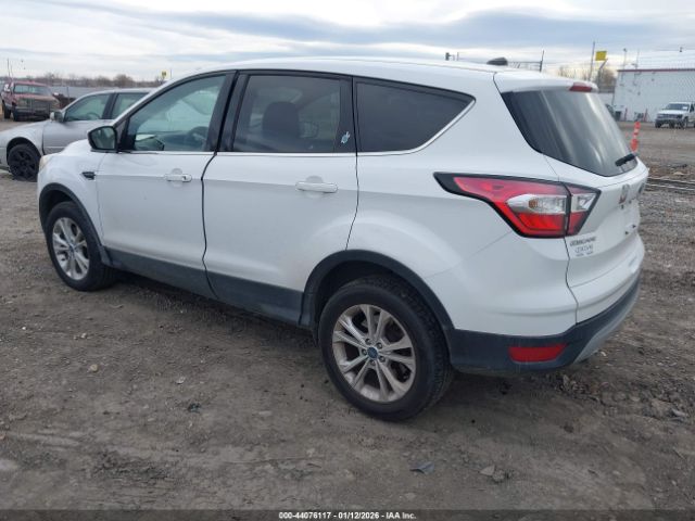 2017 FORD ESCAPE 1FMCU9GD2HUD45254 Photo 2