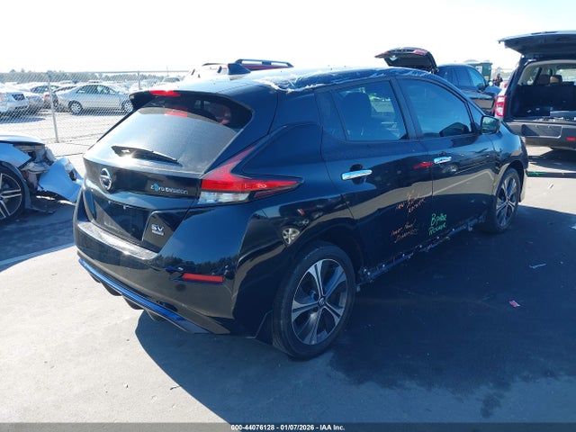 2021 NISSAN LEAF 1N4BZ1CV2MC555733 Photo 3