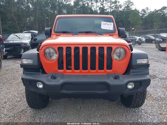 1C6HJTAG8LL149831 Jeep Gladiator Sport S 4x4