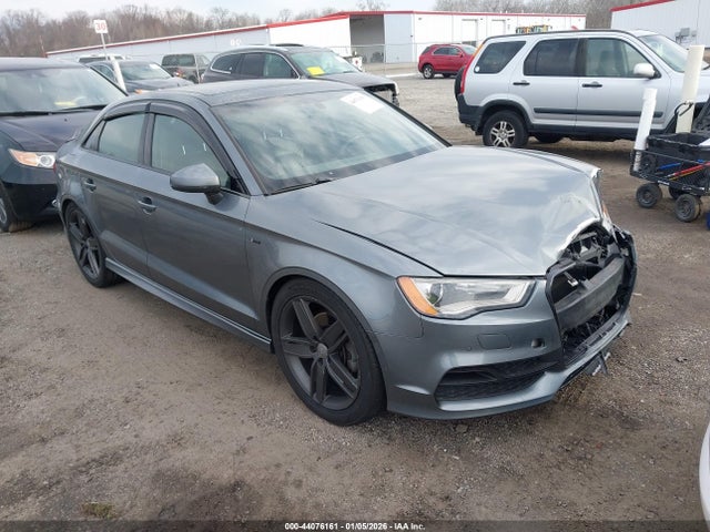 2016 AUDI A3 WAUA7GFF6G1115773 Photo 0