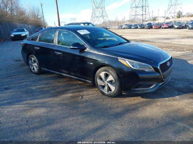 2017 HYUNDAI SONATA HYBRID KMHE34L1XHA048647
