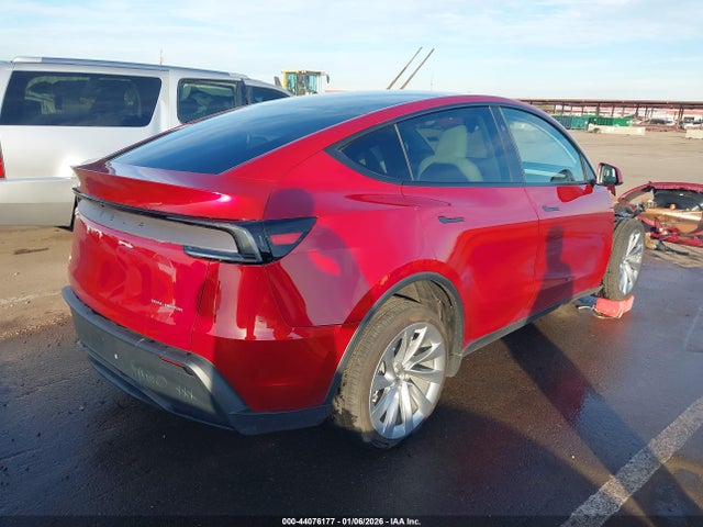44076177 :رقم المزاد ، 7SAYGDEE6TF353491 vin ، 2026 Tesla Model Y مزاد بيع