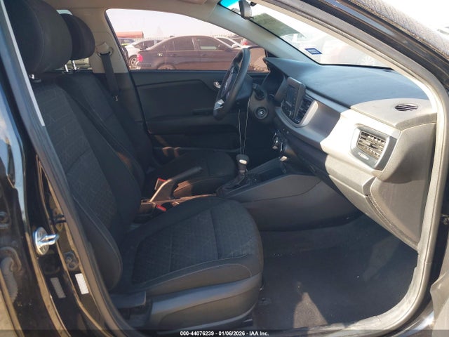 3KPA24AB5KE253721 KIA RIO LX