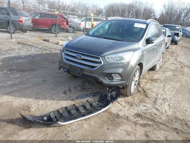 1FMCU9JD1HUA77449 Ford Escape Titanium
