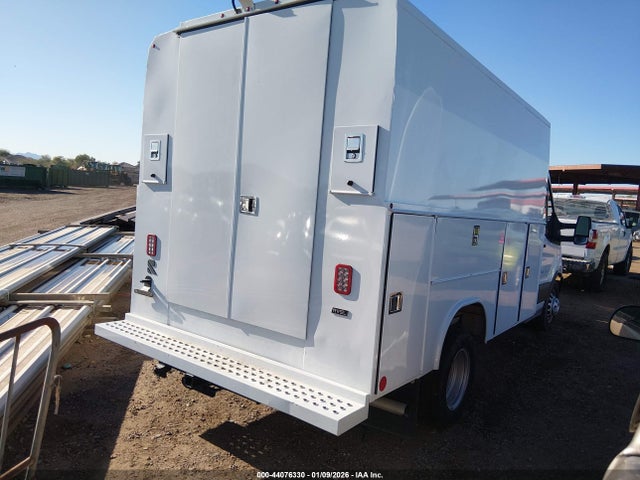 Ford Transit-350 Cutaway 2024 1FDBF6P83RKA06300 Image 4