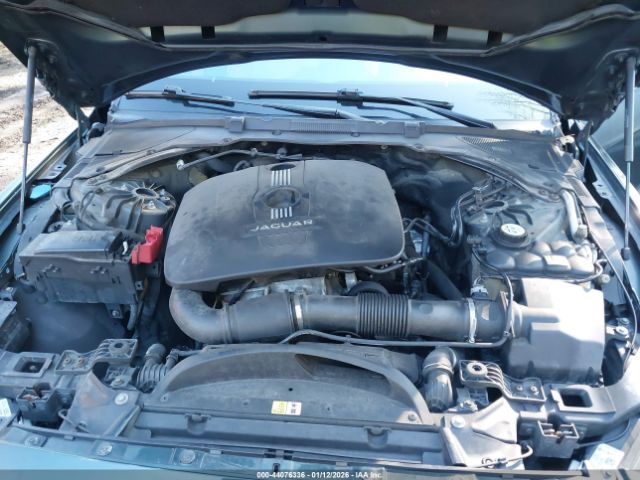 2017 JAGUAR XE SAJAD4BG7HA946968 Photo 9