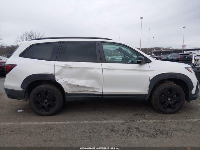 44076417 :رقم المزاد ، 5FNYF6H87NB050675 vin ، 2022 Honda Pilot Awd Trailsport مزاد بيع