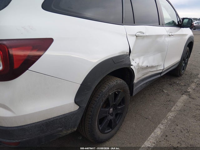44076417 :رقم المزاد ، 5FNYF6H87NB050675 vin ، 2022 Honda Pilot Awd Trailsport مزاد بيع