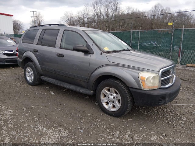 2005 DODGE DURANGO 1D4HB38N75F610998