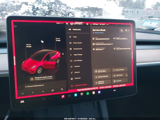 Продажа на аукционе авто 2024 Tesla Model Y Long Range Dual Motor All-wheel Drive, vin: 7SAYGDEE9RA233576, номер лота: 44076471
