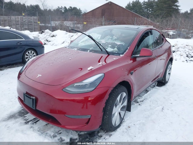 Продажа на аукционе авто 2024 Tesla Model Y Long Range Dual Motor All-wheel Drive, vin: 7SAYGDEE9RA233576, номер лота: 44076471