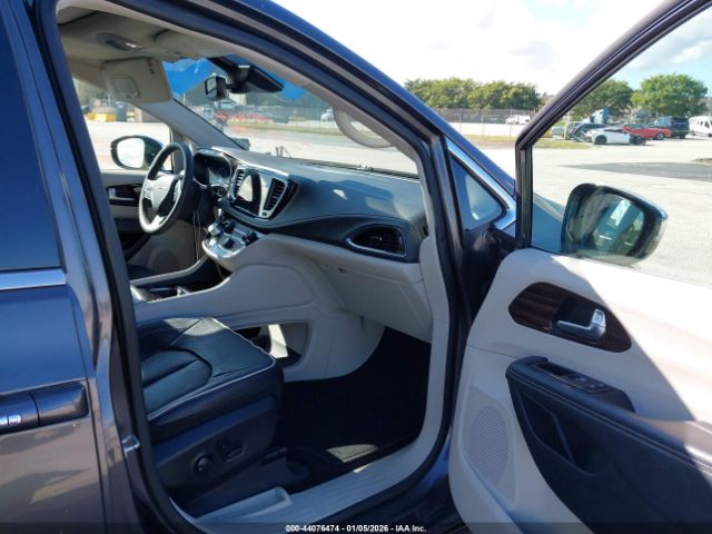 2023 CHRYSLER PACIFICA 2C4RC1GG6PR573475 Photo 4