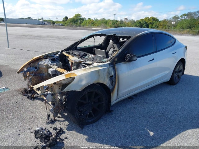 2023 Tesla Model 3 Rear-wheel Drive მანქანა იყიდება აუქციონზე, vin: 5YJ3E1EA6PF572160, აუქციონის ნომერი: 44076495
