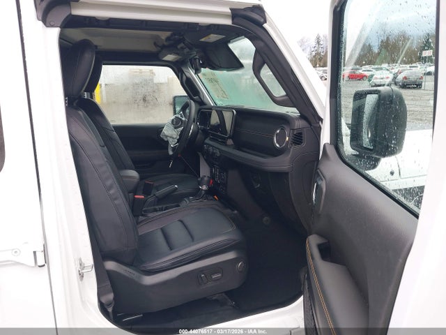Продажа на аукционе авто 2025 Jeep Wrangler 4xe Backcountry 4xe, vin: 1C4RJXP6XSW611449, номер лота: 44076517