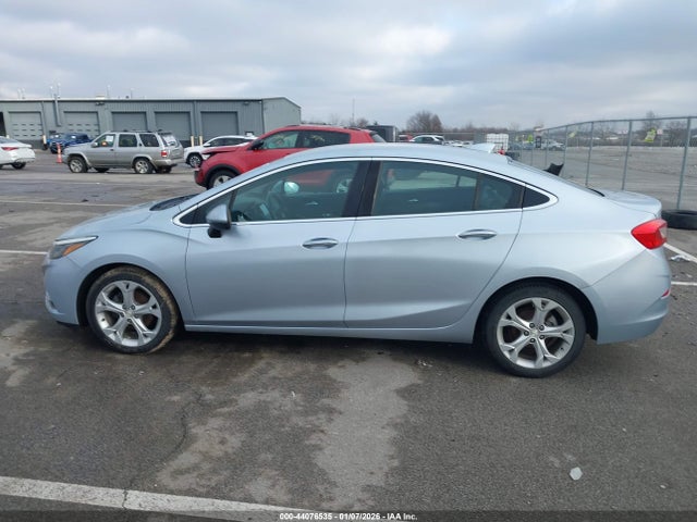 1G1BF5SM8H7116241 Chevrolet Cruze Premier Auto
