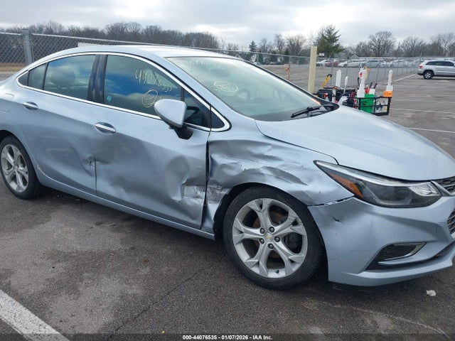 2017 CHEVROLET CRUZE 1G1BF5SM8H7116241 Photo 5