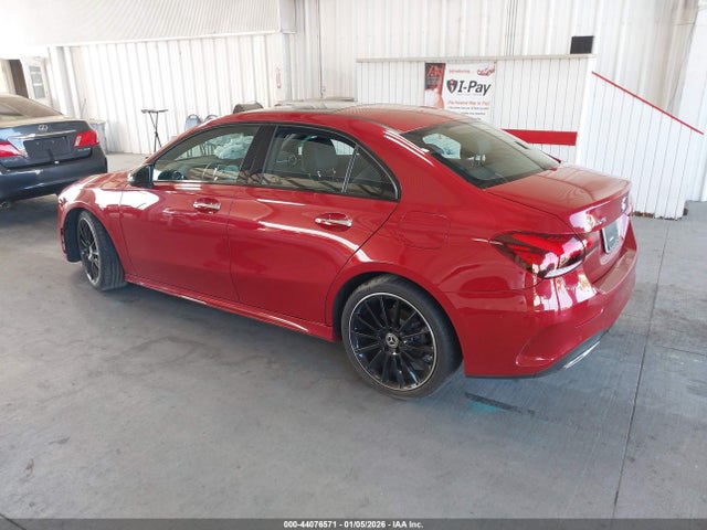 2021 MERCEDES-BENZ A 220 W1K3G4EB3MJ286118 Photo 2