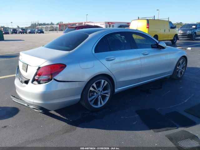 2015 MERCEDES-BENZ C 300 55SWF4JB5FU076905 Photo 3
