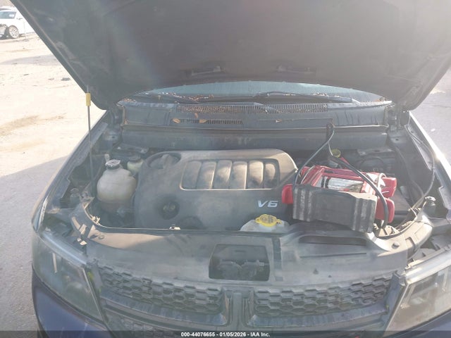 3C4PDCGG5JT310799 Dodge Journey Crossroad