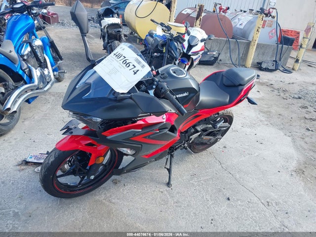 2025 Kawasaki Ex500 მანქანა იყიდება აუქციონზე, vin: ML5EXGG14SDA53253, აუქციონის ნომერი: 44076674