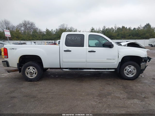 44076748 :رقم المزاد ، 1GT120CG3DF137153 vin ، 2013 Gmc Sierra 2500hd Sle مزاد بيع