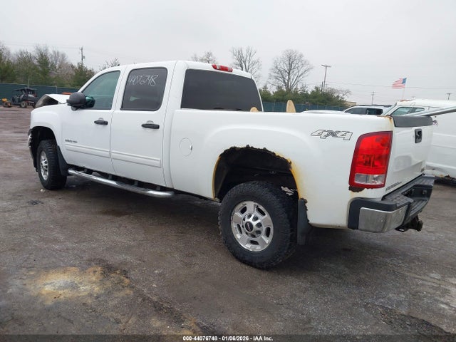 44076748 :رقم المزاد ، 1GT120CG3DF137153 vin ، 2013 Gmc Sierra 2500hd Sle مزاد بيع