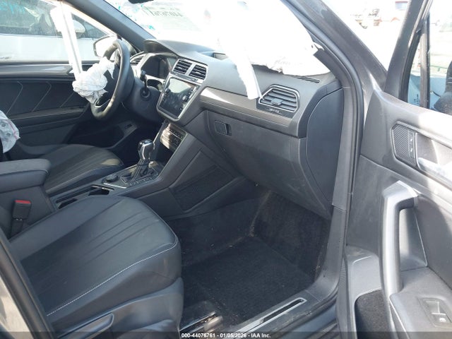 Aukcja sprzedaży 2024 Volkswagen Tiguan 2.0t Se R-line Black, vin: 3VV8B7AXXRM208061, numer aukcji: 44076761
