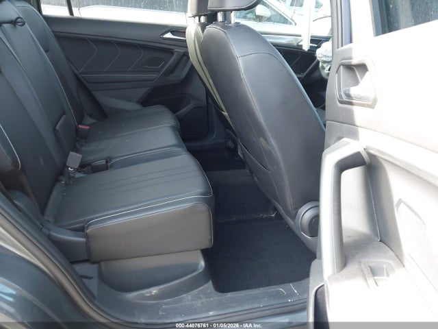 Aukcja sprzedaży 2024 Volkswagen Tiguan 2.0t Se R-line Black, vin: 3VV8B7AXXRM208061, numer aukcji: 44076761