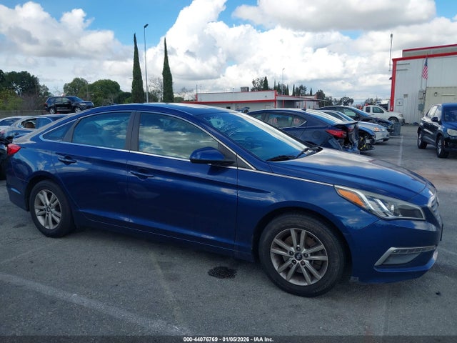 Hyundai SONATA SE 2015 5NPE24AF7FH227692 Image 13