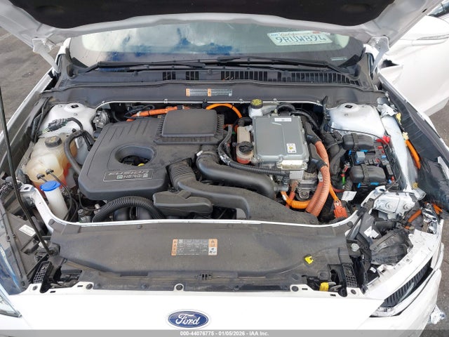 Ford Fusion Energi Titanium 2018 3FA6P0SU5JR204547 Image 10