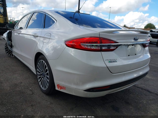 Ford Fusion Energi Titanium 2018 3FA6P0SU5JR204547 Image 3