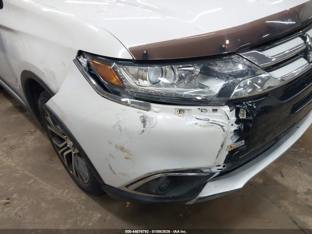 2017 MITSUBISHI OUTLANDER JA4AZ3A36HZ024115 Photo 5