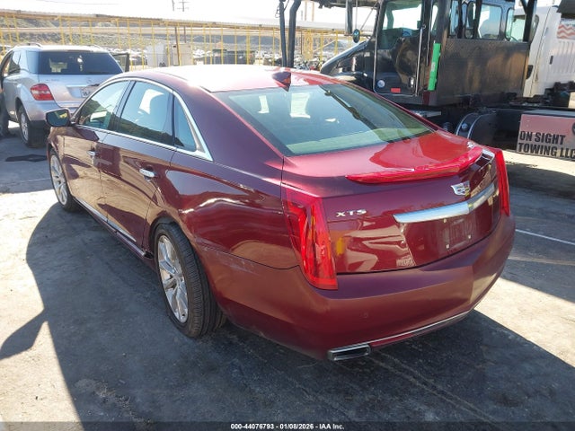 2017 CADILLAC XTS 2G61M5S39H9142235 Photo 2