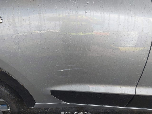 KNDCR3LE4P5090214 KIA Niro Ex Touring