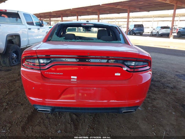 2C3CDXBG8NH220000 Dodge Charger Sxt Rwd
