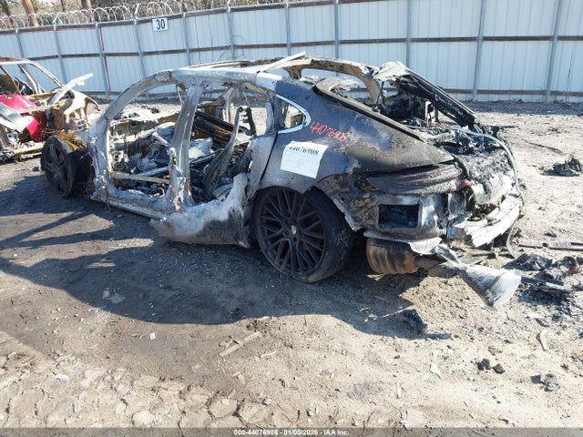 2018 PORSCHE PANAMERA WP0AA2A79JL113731 Photo 2