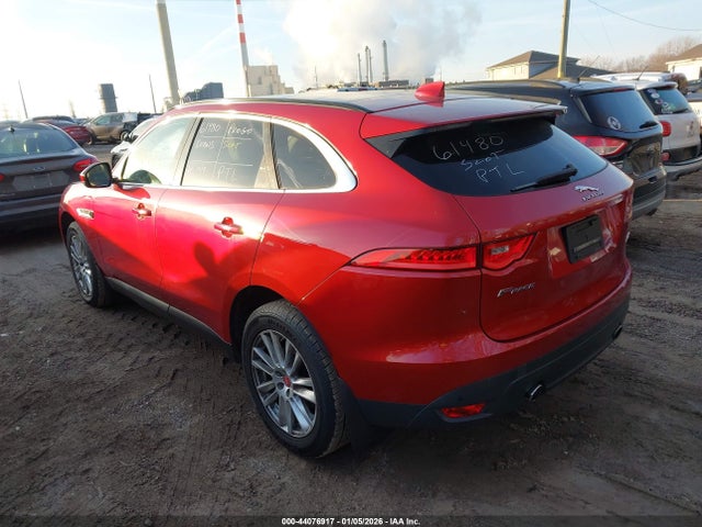 2017 JAGUAR F-PACE SADCK2BV6HA499327 Photo 2