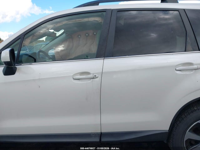 Subaru Forester 2.5i Limited 2018 JF2SJARC2JH463805 Image 14