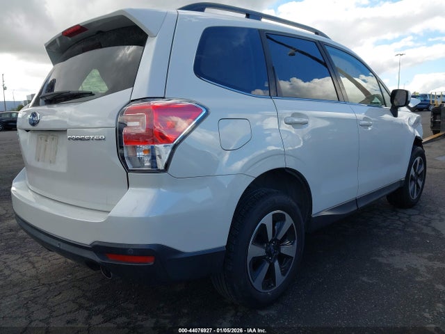 Subaru Forester 2.5i Limited 2018 JF2SJARC2JH463805 Image 4