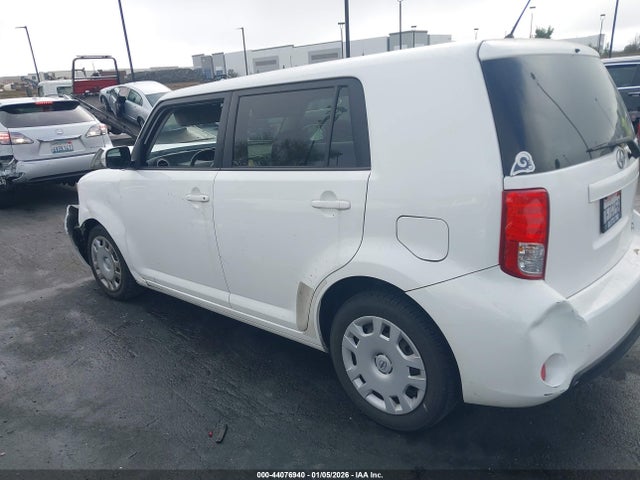 Scion XB 2014 JTLZE4FE2EJ055302 Image 15